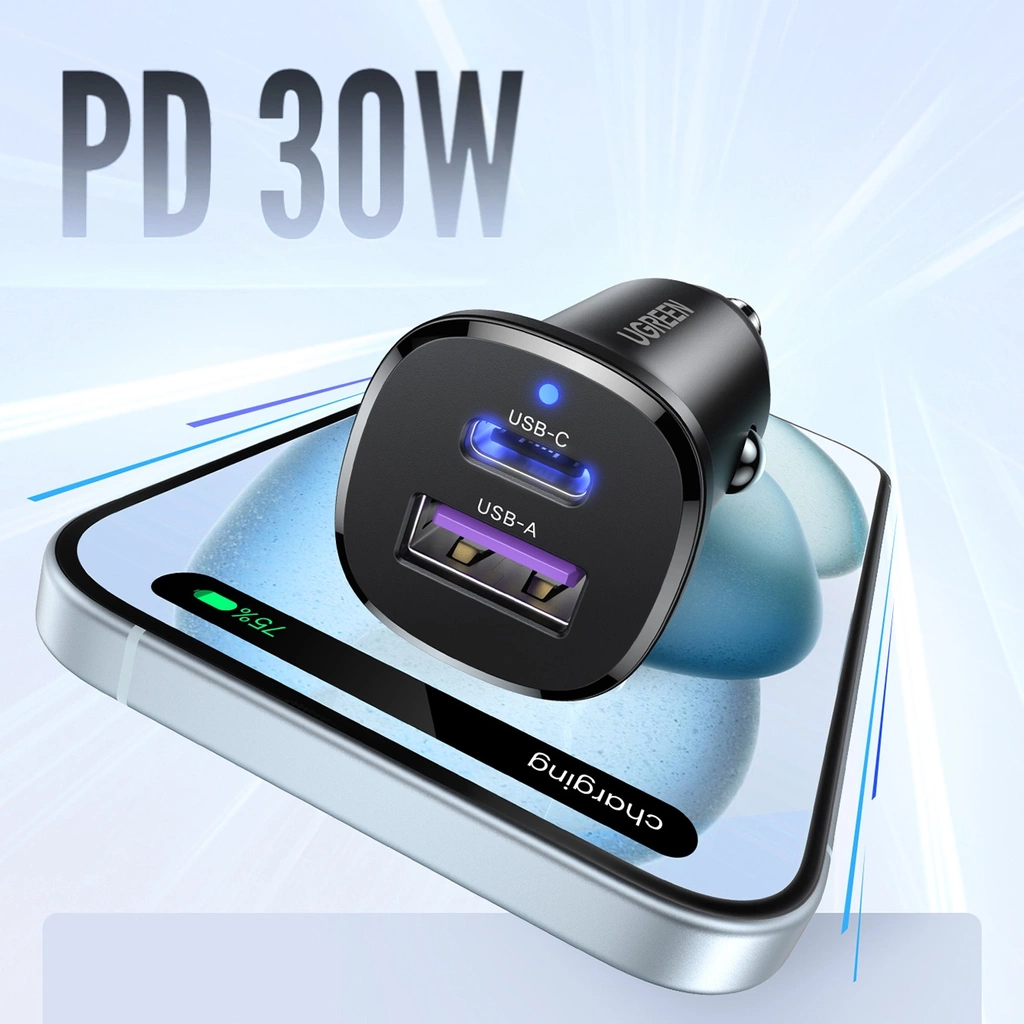 UGREEN 30W Type-C + USB Dual Port Car Charger - Image 2