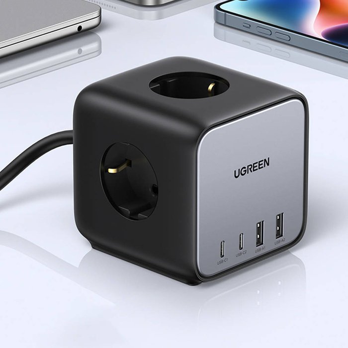 UGREEN Power Strip with 3 AC Outlets and 2 USB-C 65W Charging Ports - Image 3